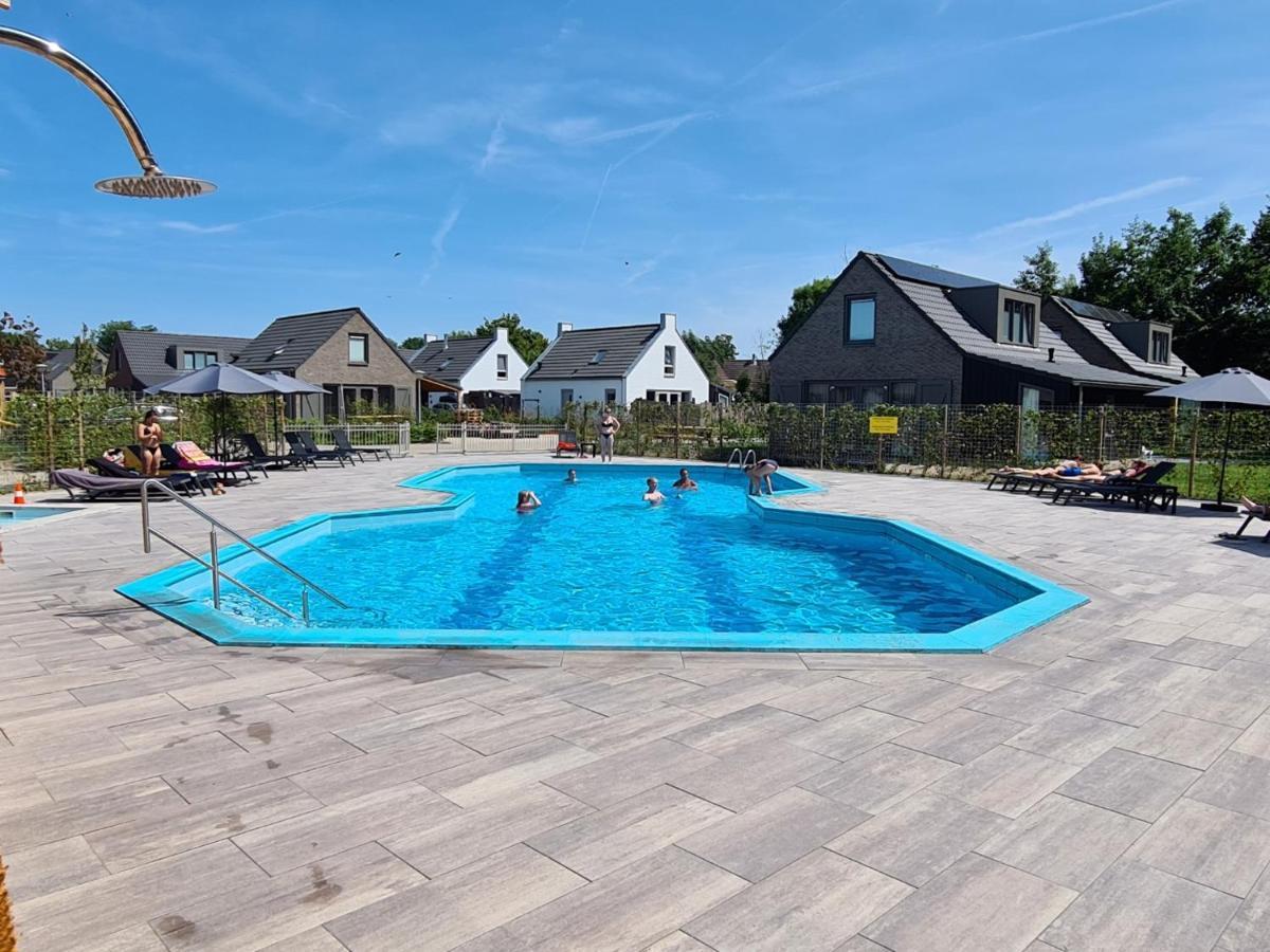 Chalet 575 Op Recreatiepark De Wielen Синт-Мартен Экстерьер фото